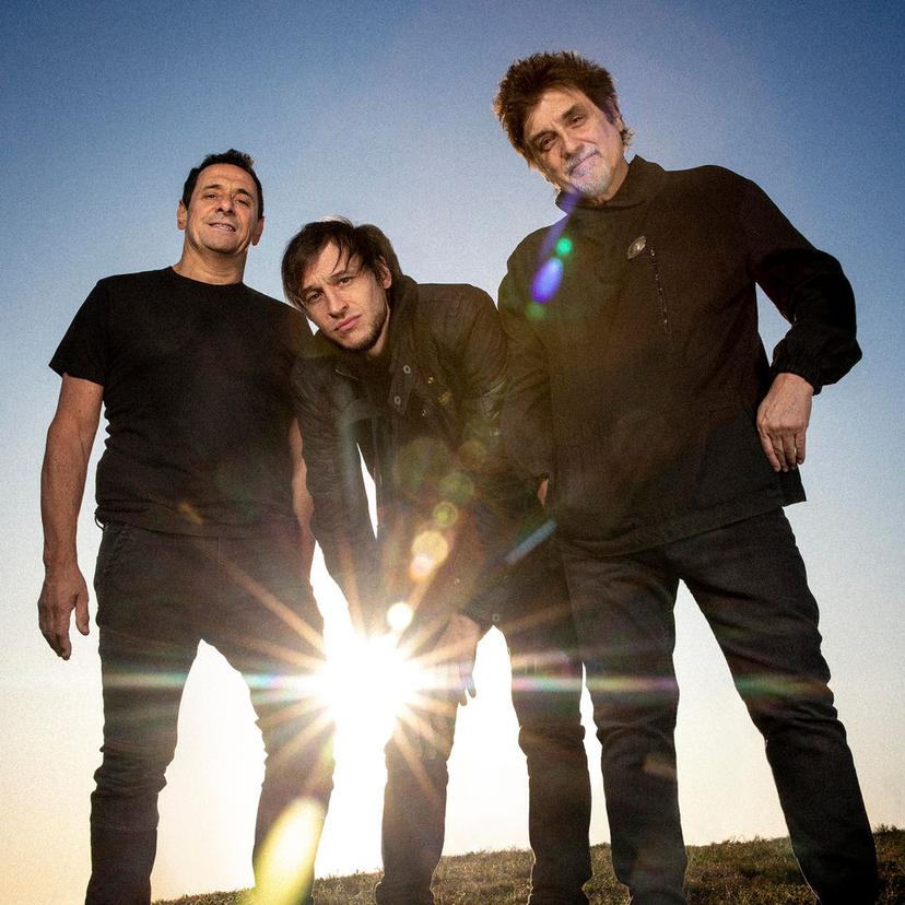 Divididos, huelga de amores — rock and blues del río de la plata