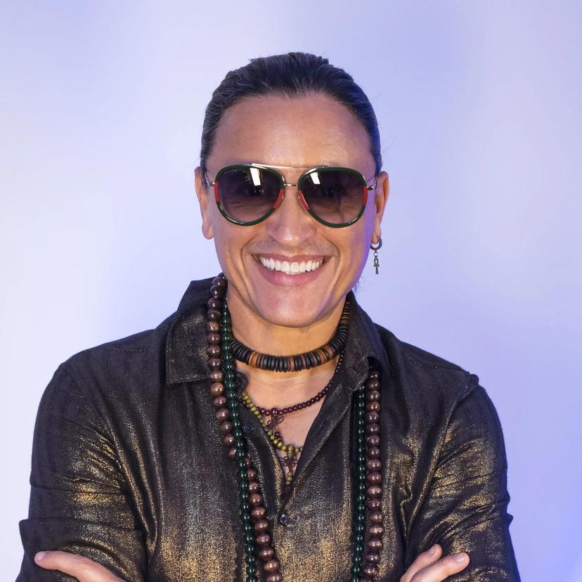 Elvis Crespo, suavemente — el merengue boricua que conquistó el mundo