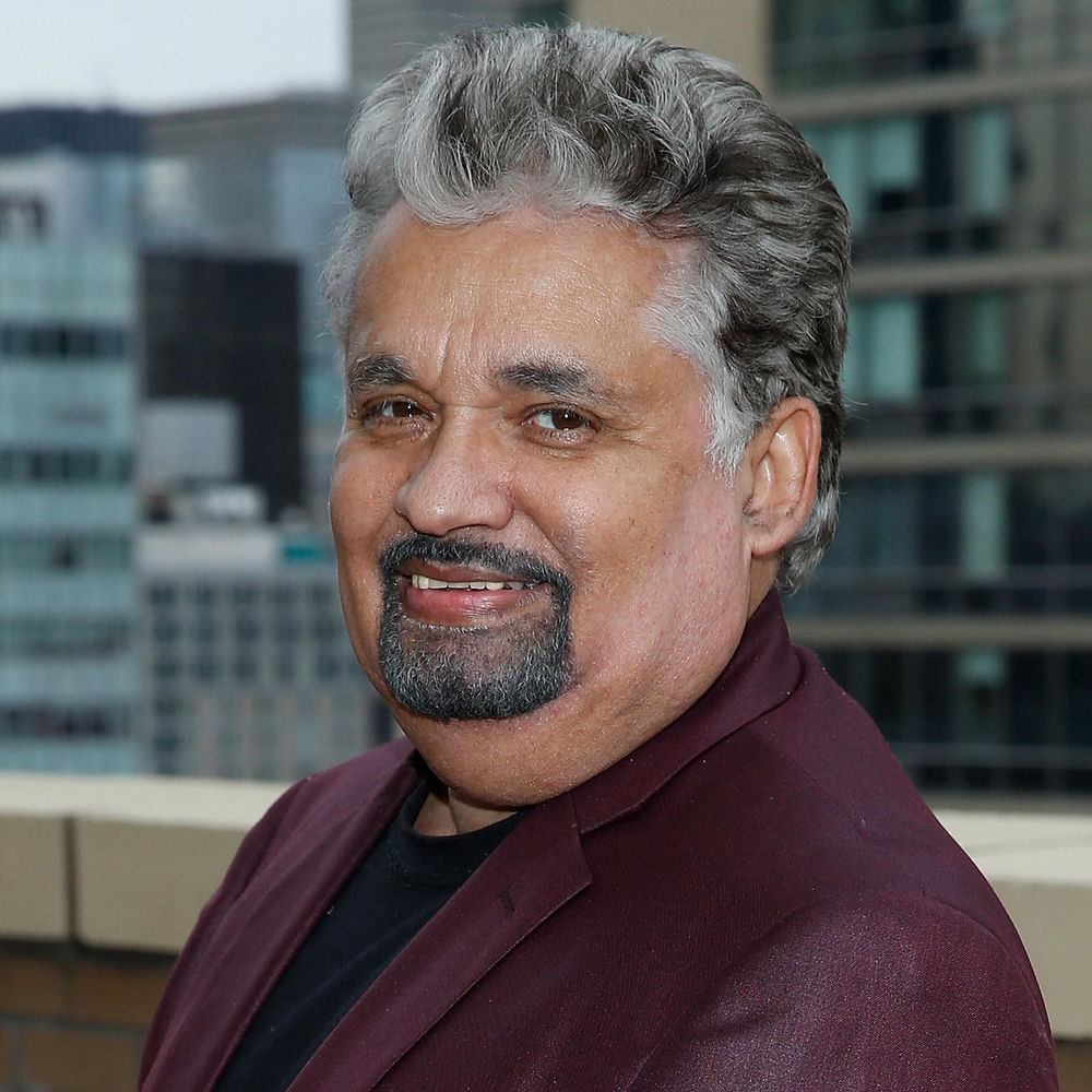 Nino Segarra, voz romántica de la salsa boricua