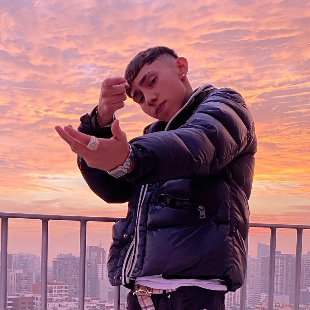 Standly, indie urbano desde medellín