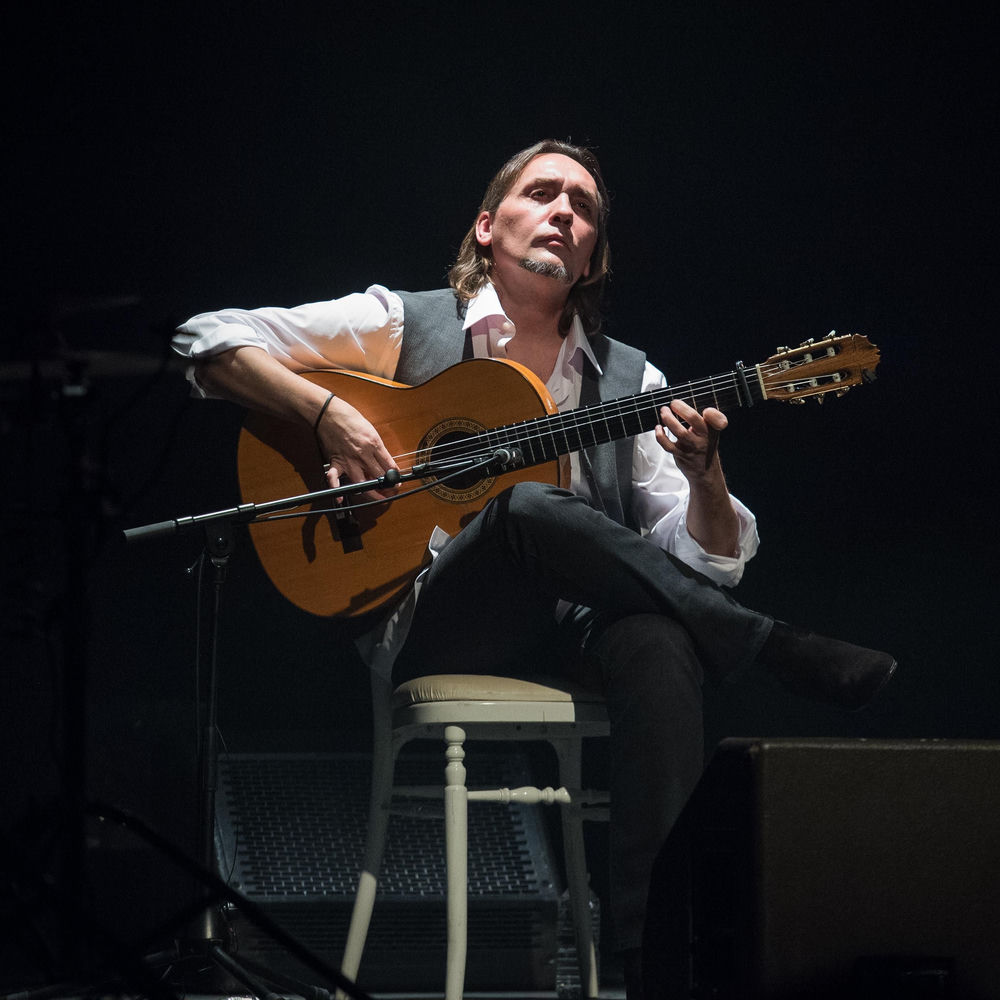 Vicente Amigo, guitarrista de córdoba — la poesía de las cuerdas
